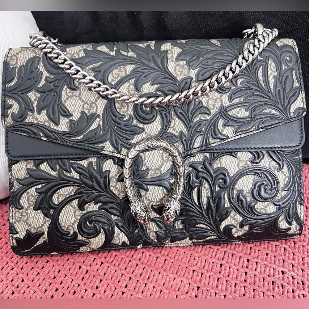 Gucci GG Supreme Monogram Arabesque
Medium Dionysus Shoulder Bag Black
